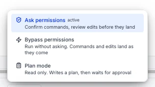 コーディングエージェントの権限モードのメニュー：Ask permissions（有効）、Bypass permissions、Plan mode。それぞれに1行の説明。